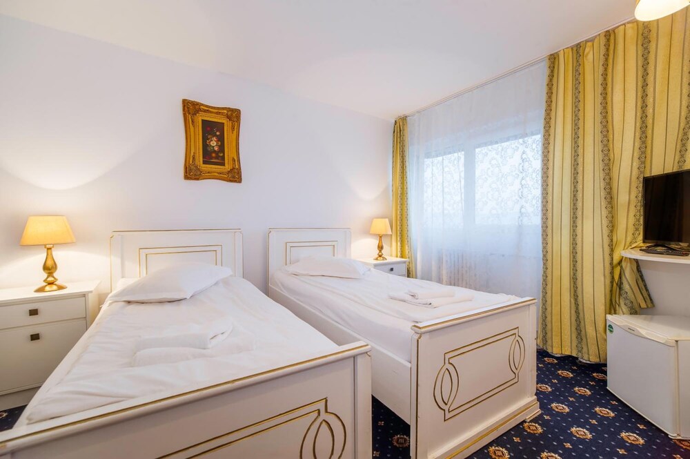

Bari - Alba Iulia - Hotel Cetate