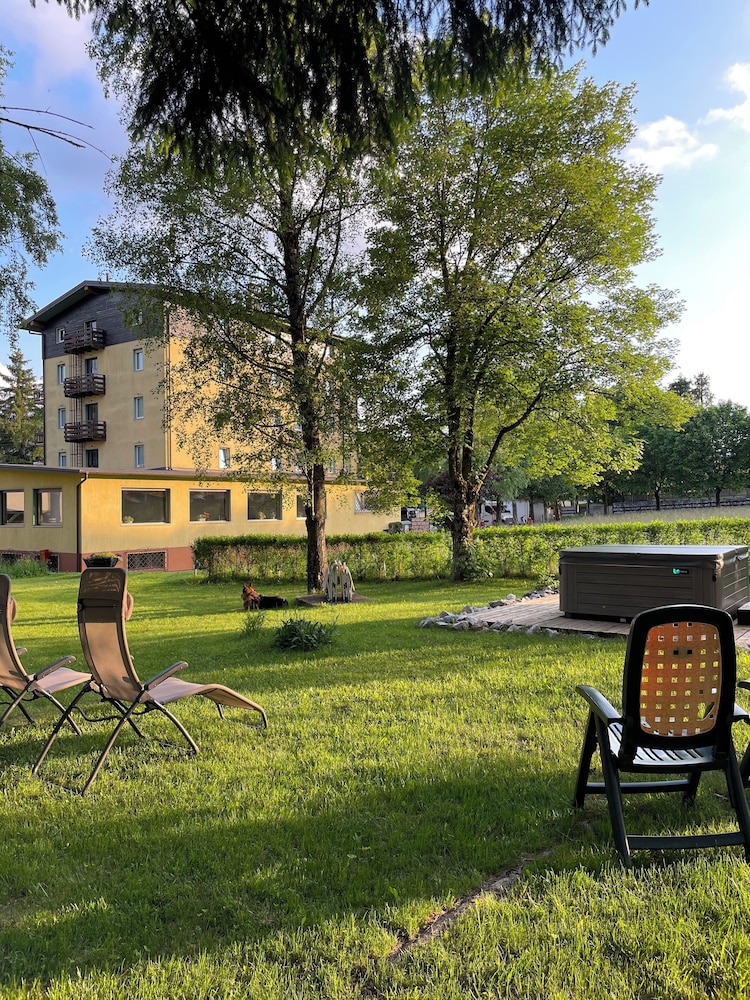 

Palermo - Folgaria - Hotel Rech-Hof Sayonara