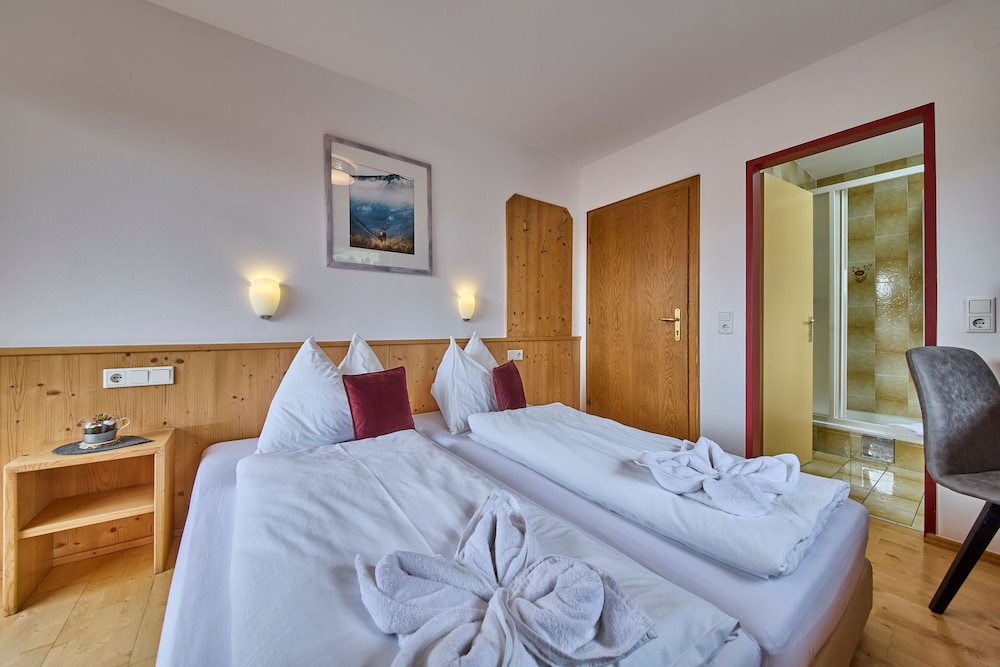 

Cagliari - Zell am See - Platzhirsch Rooms - B&B - SELF CHECK-IN