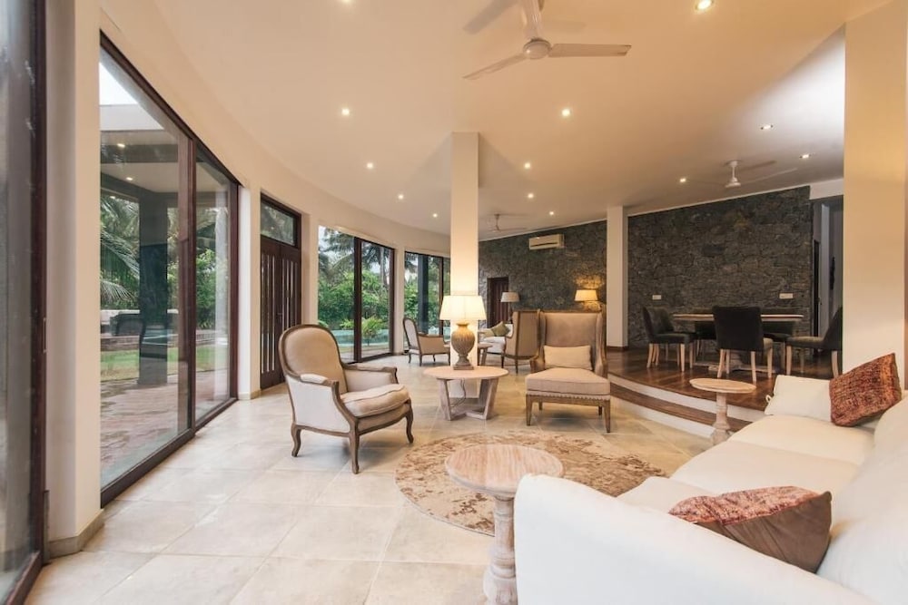 

Milano - Ambalangoda - Villa Thuya