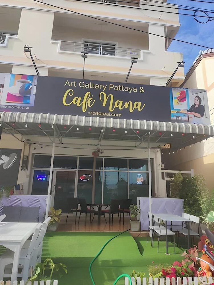 

Roma - Pattaya - Cafe Nana Hotel & Bar
