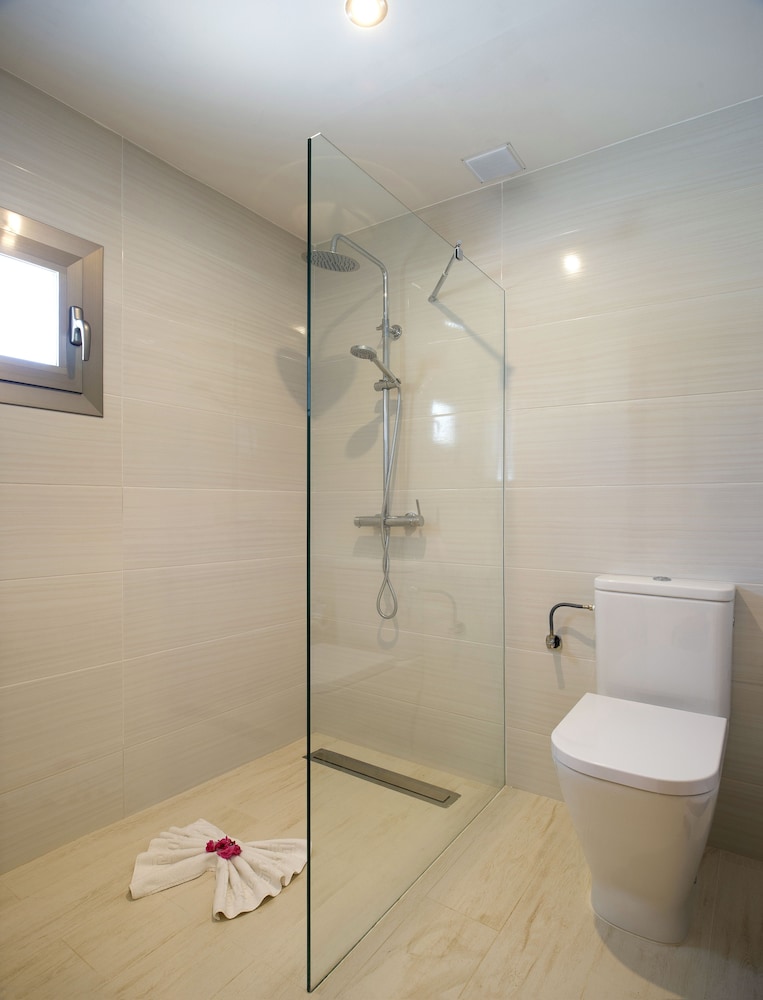

Trieste - Playa d'en Bossa, Ibiza - My Way Luxury Ibiza Studios
