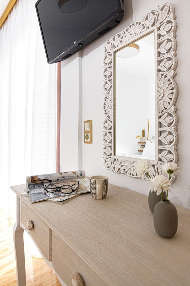 

Verona - Lardos - Villa Dafni - Our Home Away From Home