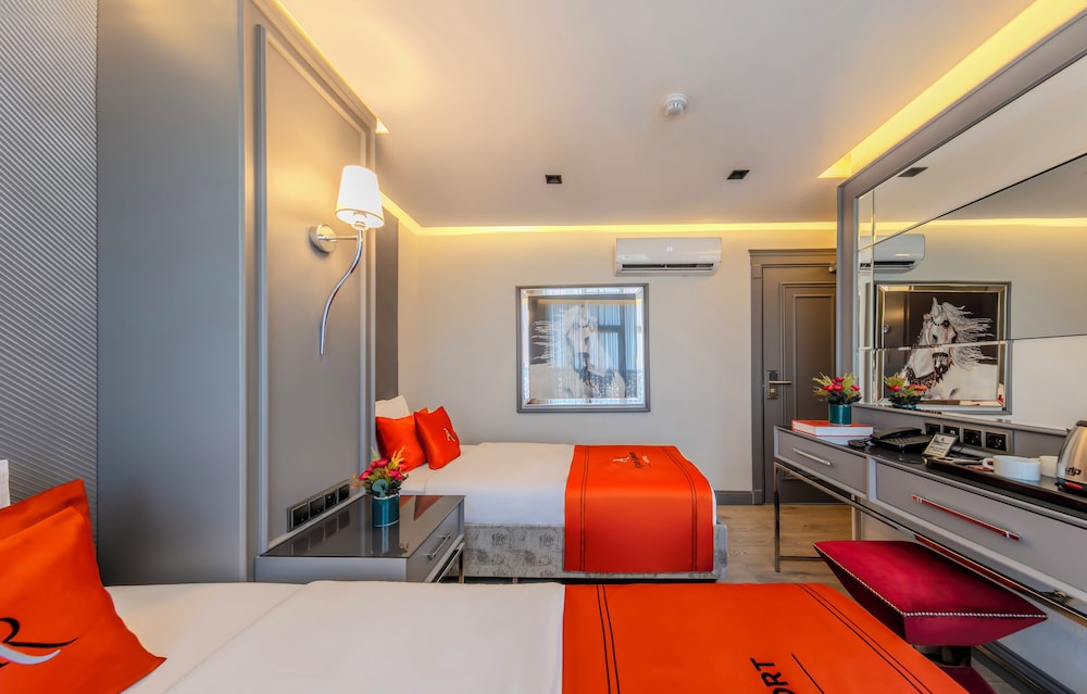 

Torino - Istanbul, New Airport - Atar Airport Hotel