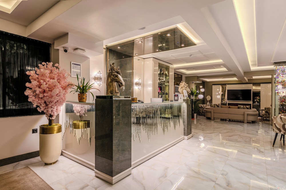 

Palermo - Istanbul, New Airport - Atar Airport Hotel