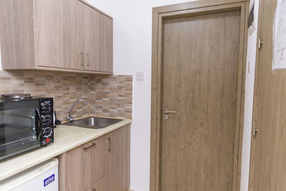 

Roma - Khlorakas - Alecos Hotel Apartments