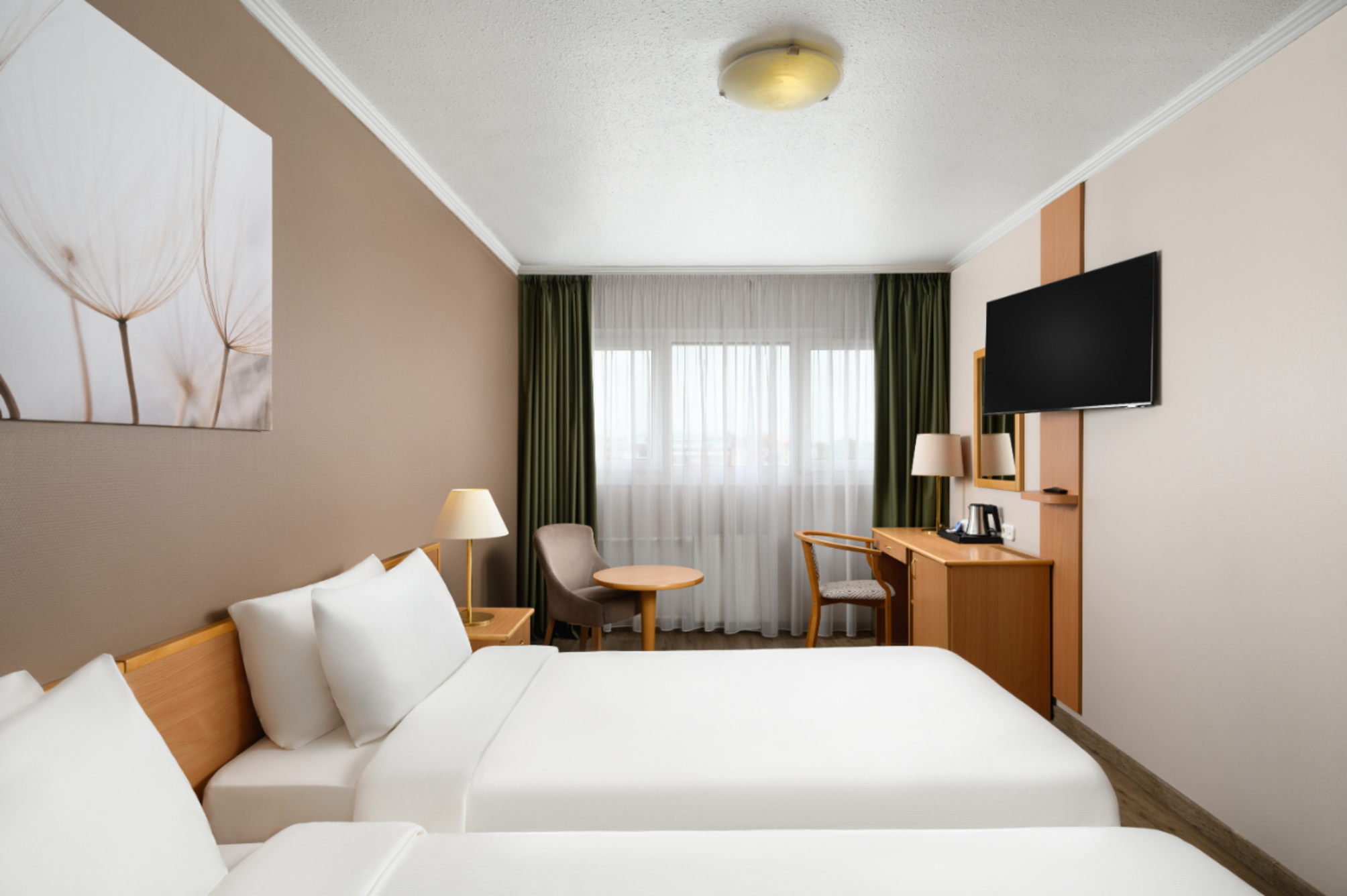 Standard twin room