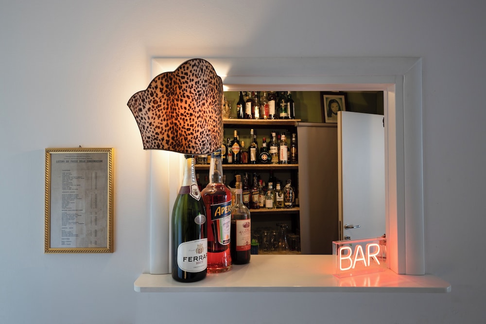 

Lamezia Terme - Lucca - Hotel Bernardino