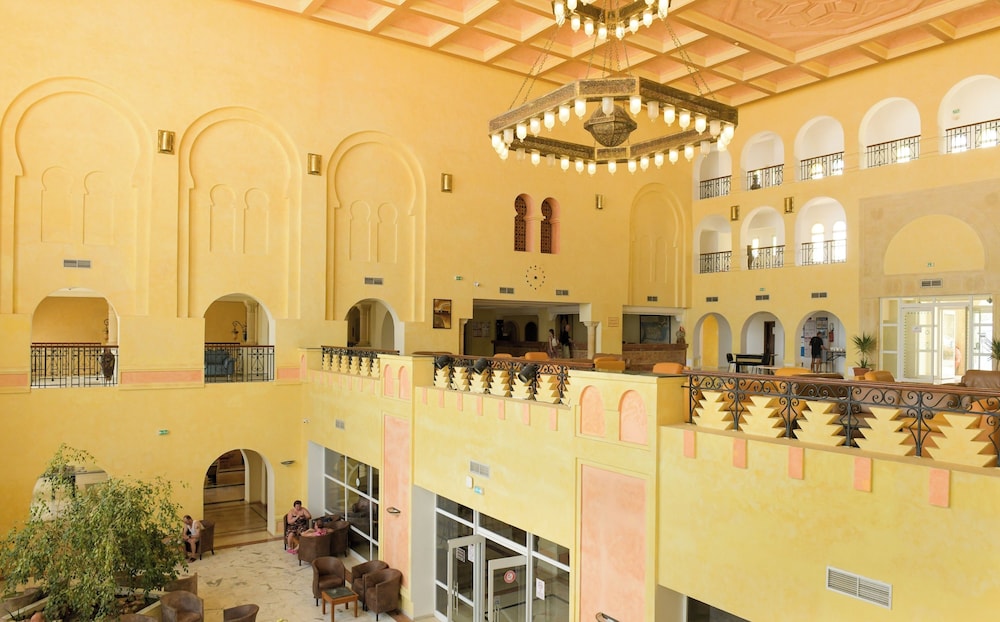 

Milano - Aghīr - Djerba Castille
