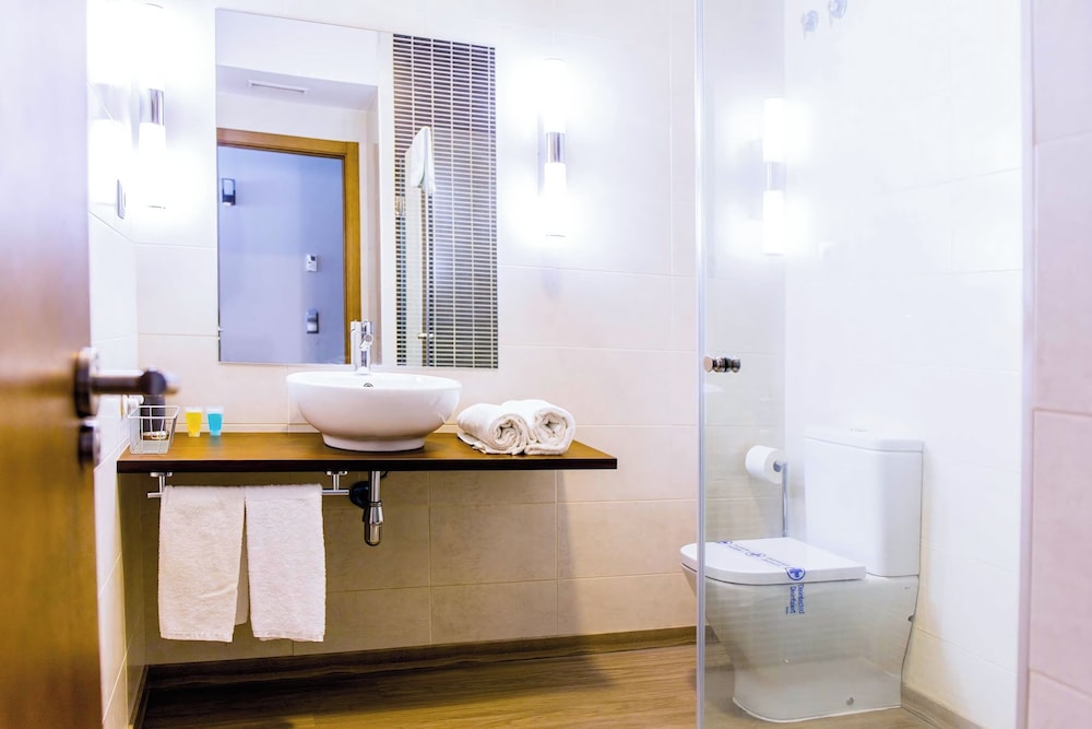 

Palermo - Torremolinos - BLUESEA Dimona Suites