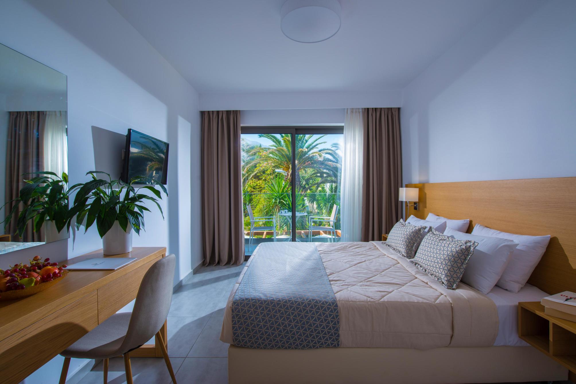 

Brindisi - Creta Ovest - Chania, Grecia - Cretan Beach Resort - adults only