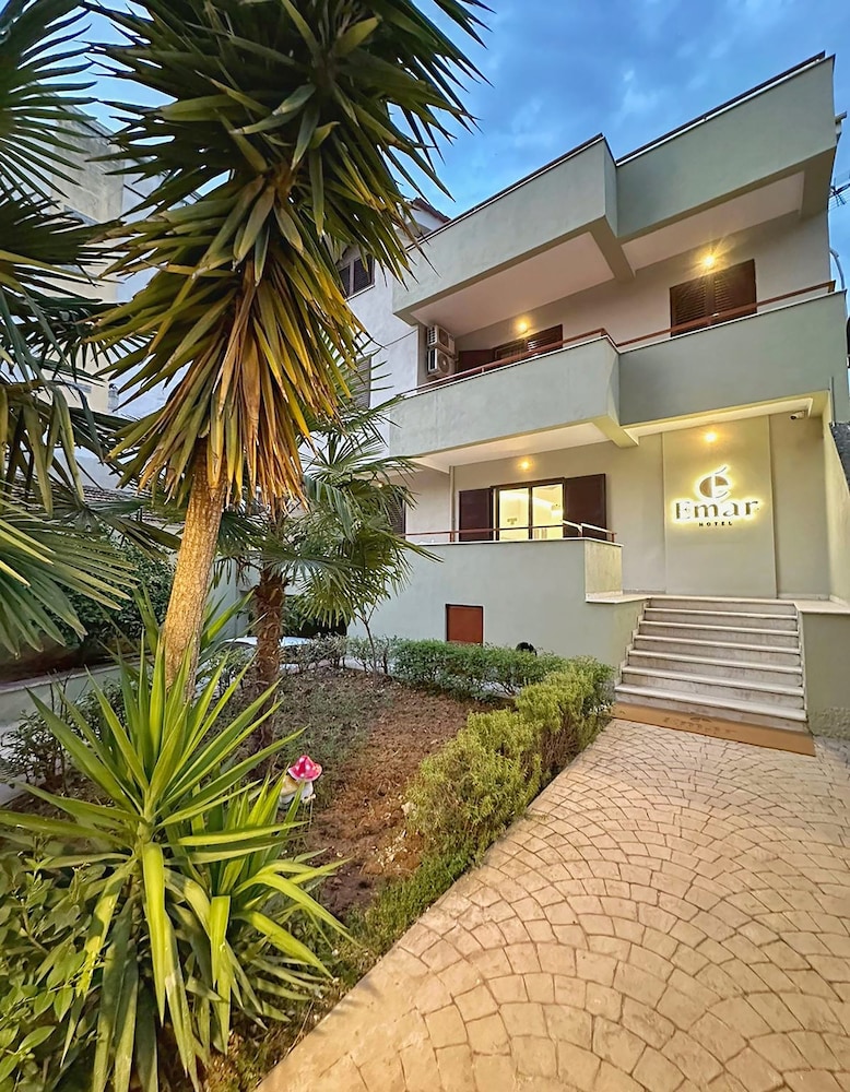 

Lamezia Terme - Tirana - Emar Hotel