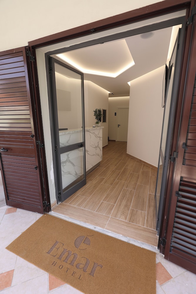 

Venezia - Tirana - Emar Hotel