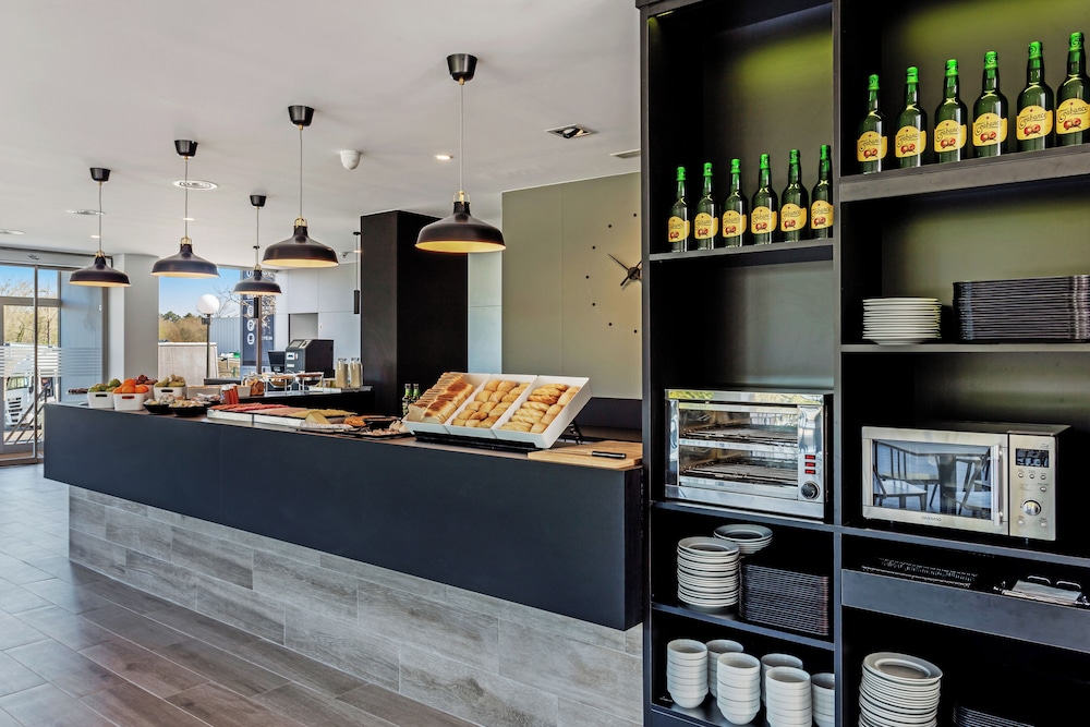 

Roma - Oviedo - B&B HOTEL Oviedo