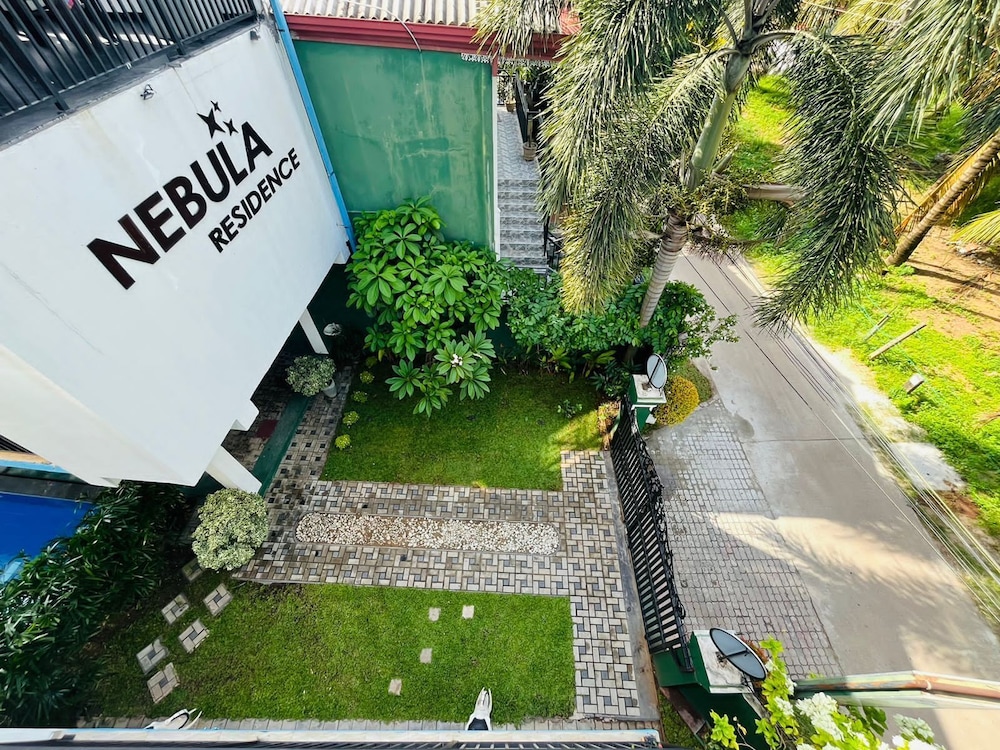 

Roma - Negombo - Nebula Residence
