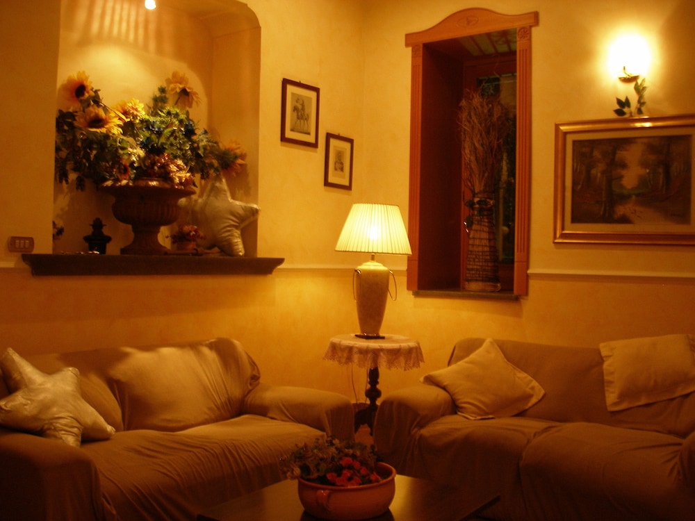 

Alghero - Napoli - Hotel Lento