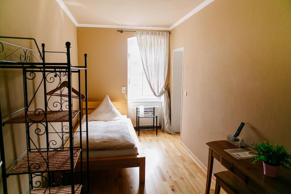 

Roma - Hahn - Landhotel Airport-Inn