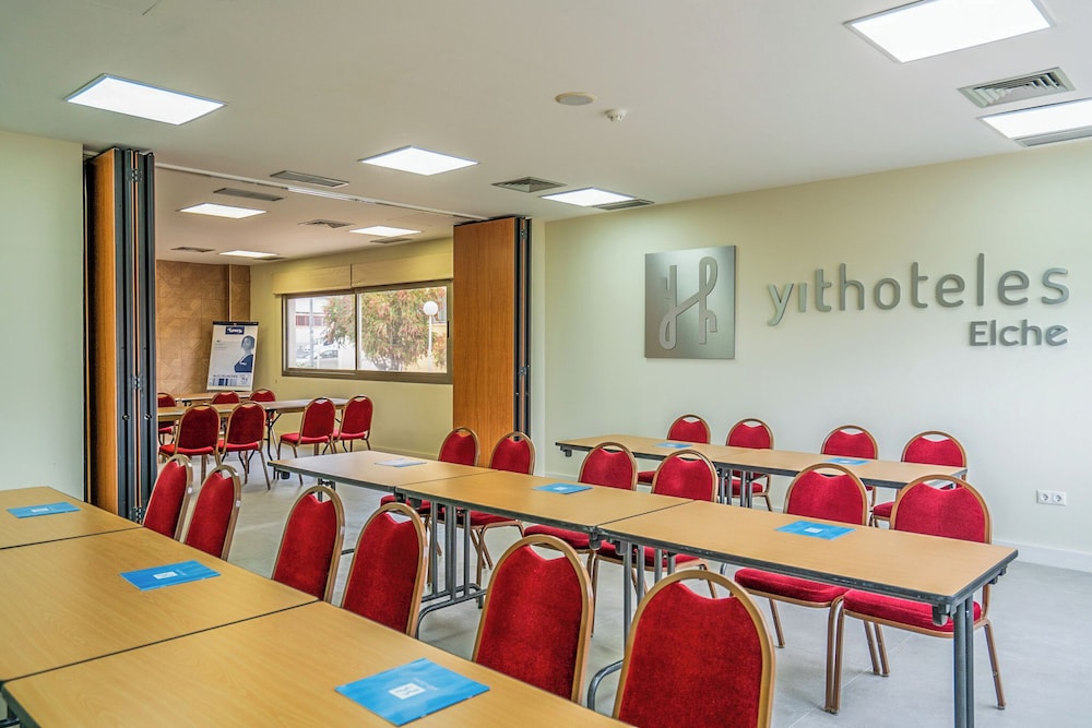 

Bari - Elche - Hotel YIT Ciudad de Elche