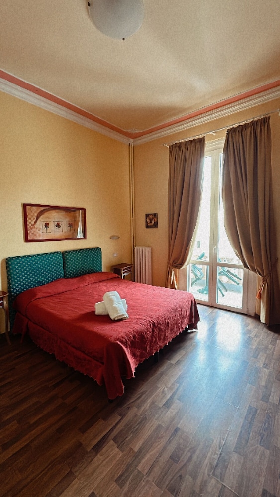 

Bari - Versilia e Costa Toscana, Mare Italia - Hotel Marchionni