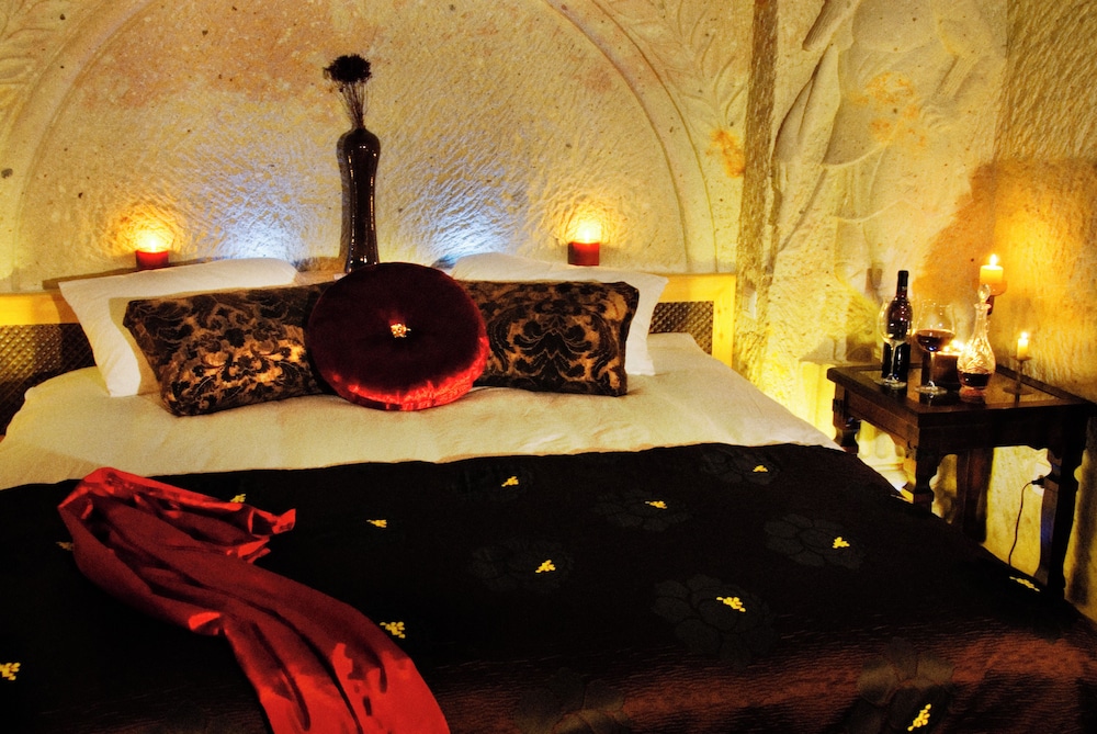 

Venezia - Ayvalı - Cappadocia Perimasali Cave Hotel