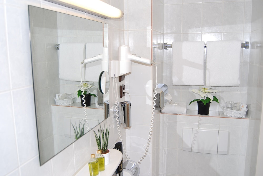 

Milano - Aquisgrana - Hotel Krone Aachen | City-Eurogress