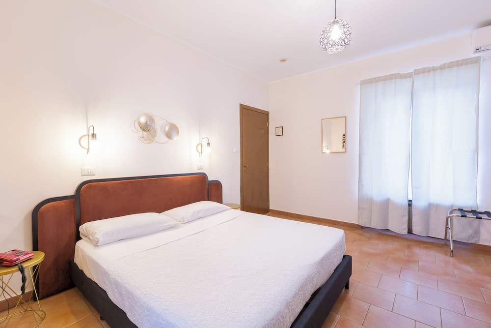 

Bari - Torino - Hotel Castello