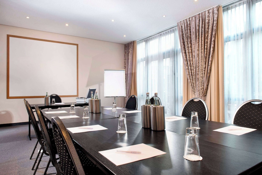 

Catania - Birkenwerder - Wyndham Garden Hennigsdorf Berlin