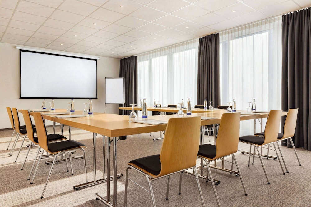 

Bari - Aschheim - Wyndham Garden Munich Messe