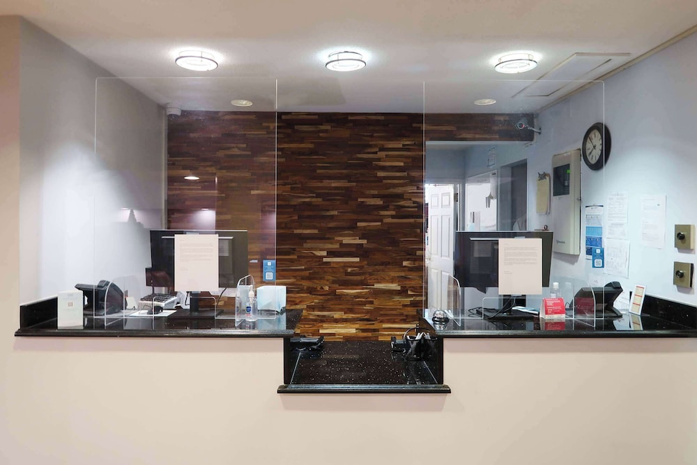 

Verona - Vienna (VA) - Tysons Corner Suites, a Baymont by Wyndham