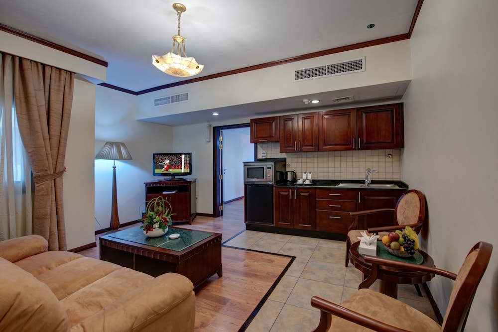 

Verona - Sharjah - Sharjah Royal Tulip Hotel Apartments توليب رويال الشارقة