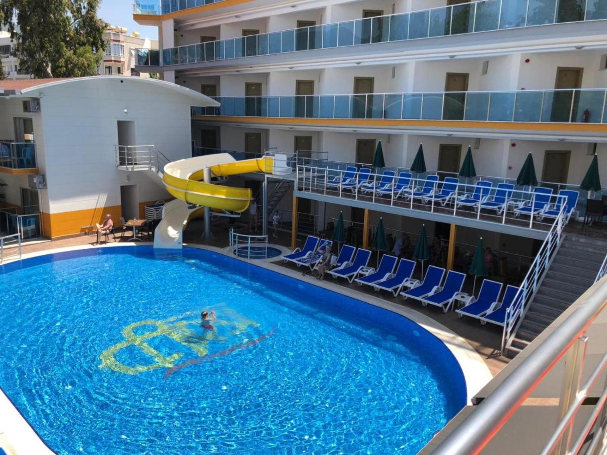 

Bari - Alanya - Arsi Enfi City Beach Hotel