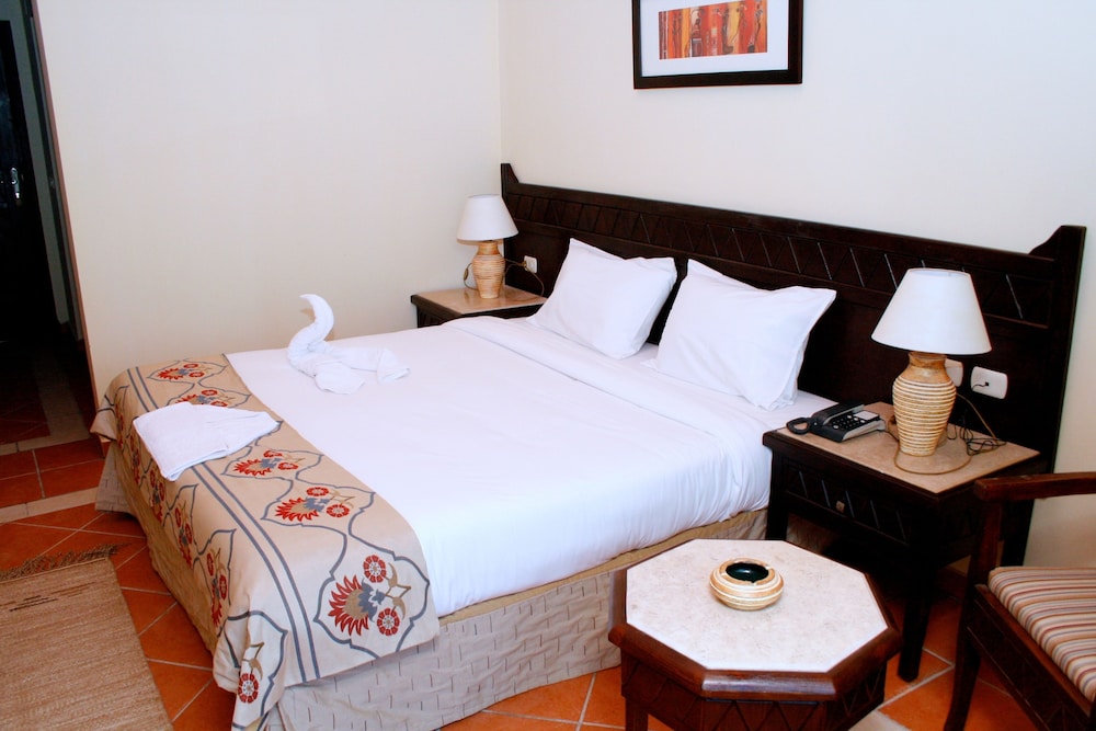 

Bari - El Quseir, Mar Rosso - ONATTI Beach Resort - Marsa Alam