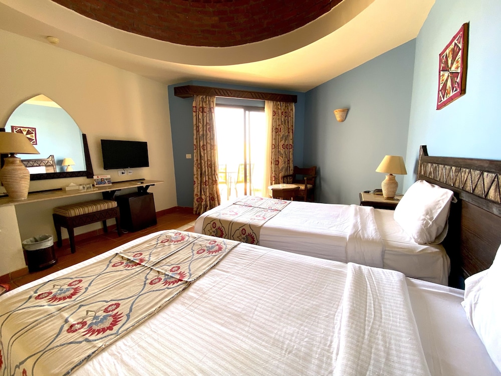 

Bologna - El Quseir, Mar Rosso - ONATTI Beach Resort - Marsa Alam