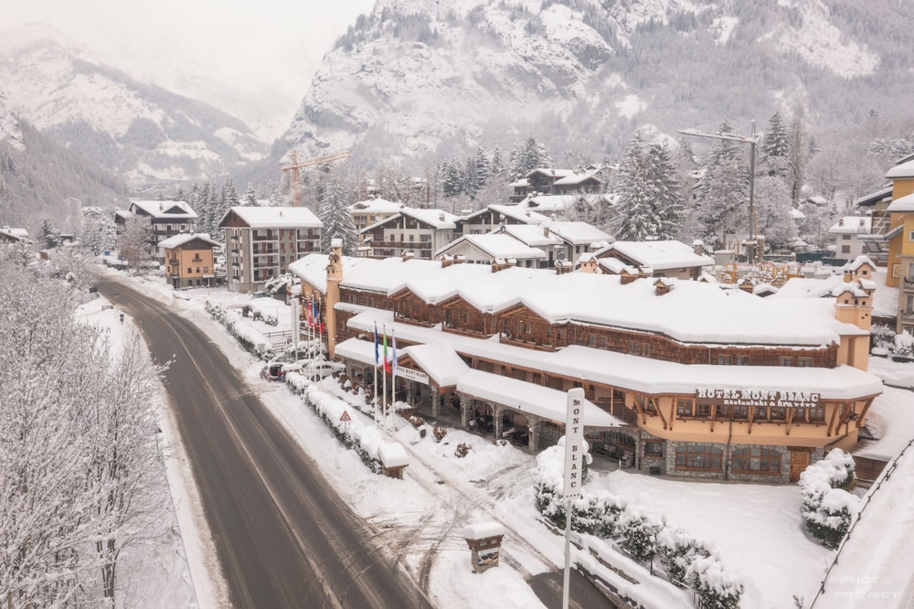

Torino - La Thuile - IH Hotels Courmayeur Mont Blanc Resort
