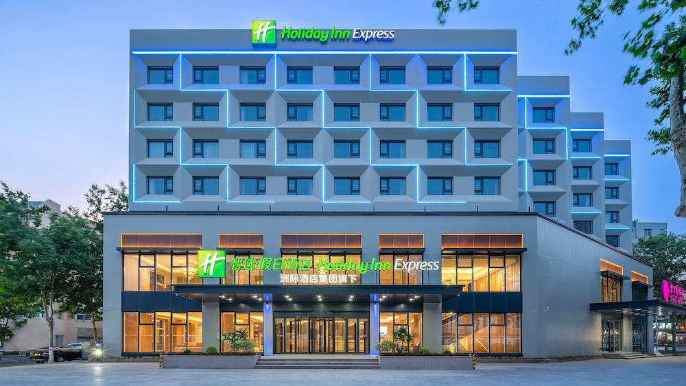 

Milano - Qingdao - Holiday Inn Express Qingdao Shibei by IHG