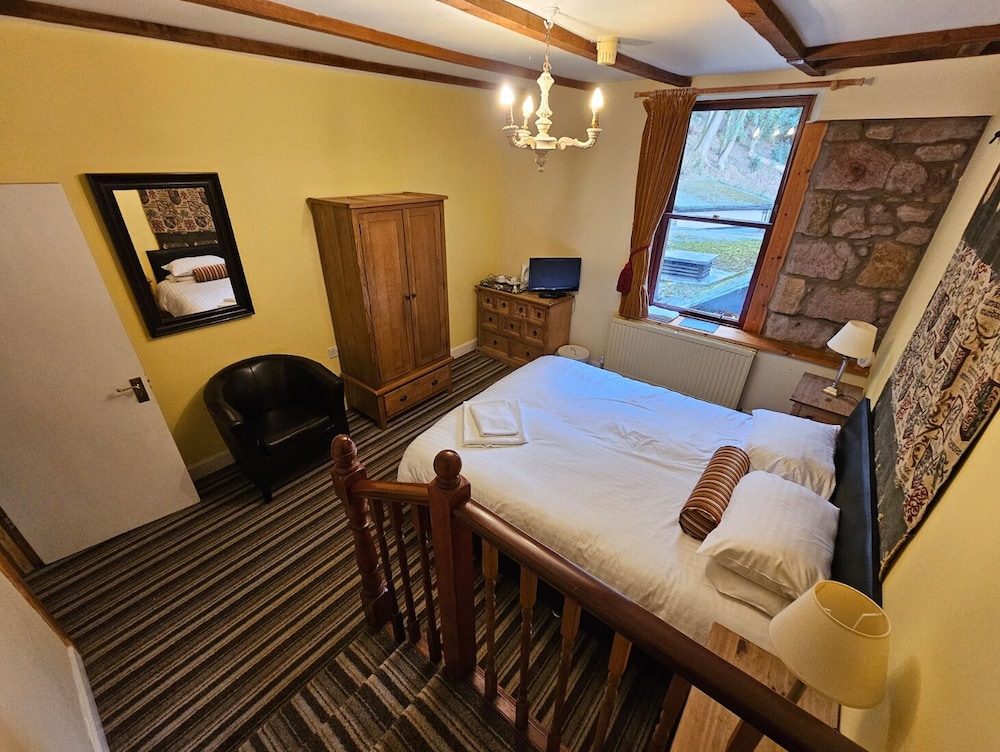 

Torino - Stirling - Broomhall Castle Hotel
