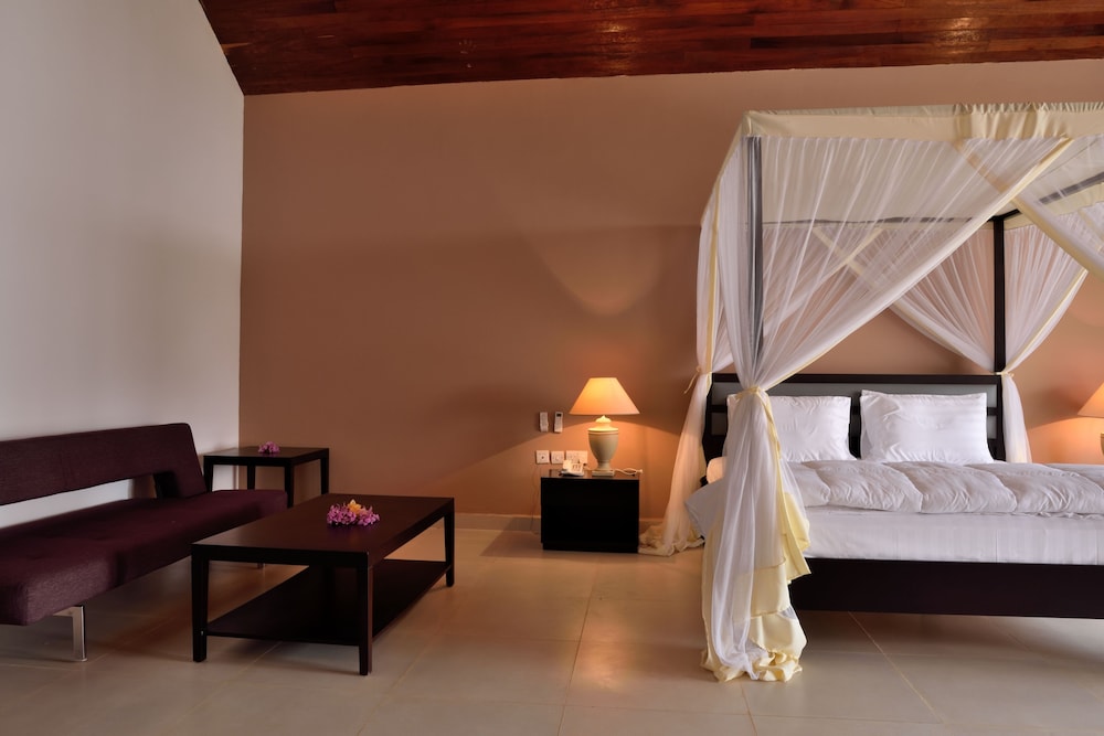 

Milano - Marumbi - Azao Resort & Spa