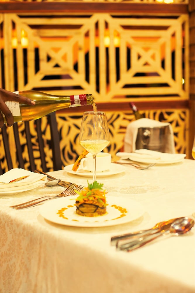 

Roma - Marumbi - Azao Resort & Spa