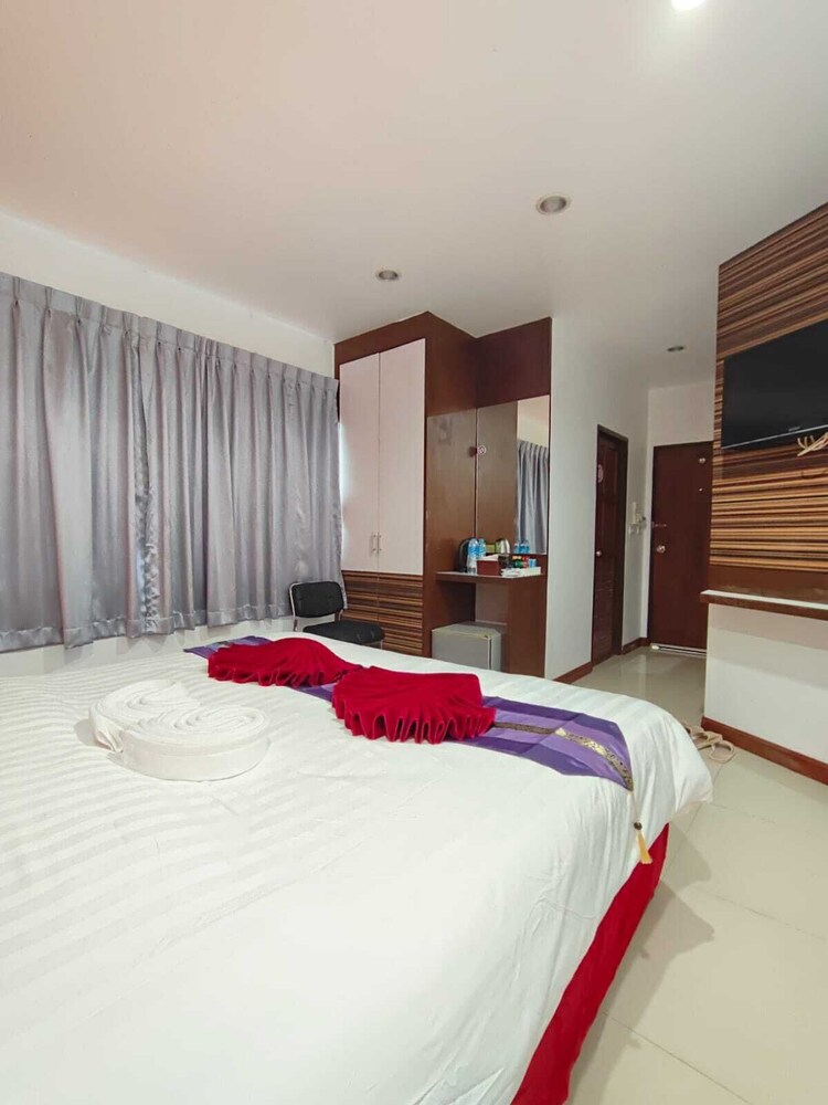 

Roma - Kathu - Patong Max Value Hotel