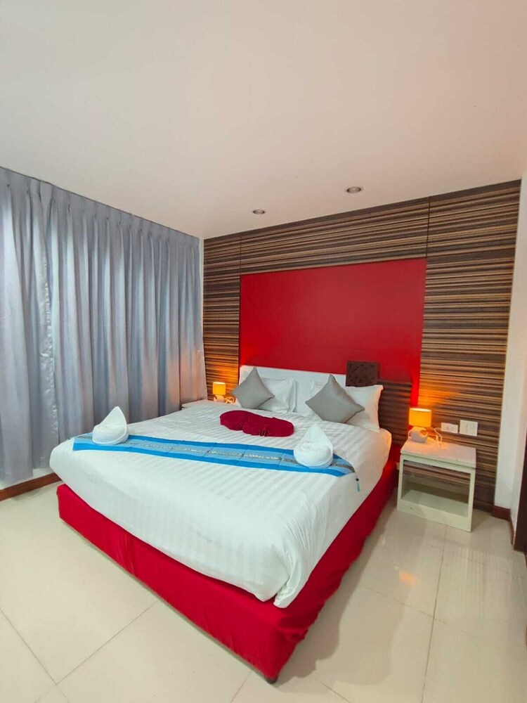 

Lamezia Terme - Karon Beach - Patong Max Value Hotel