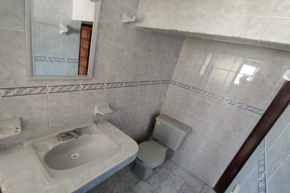 

Milano - Puerto Vallarta - OYO Hotel Brisas Del Pacífico