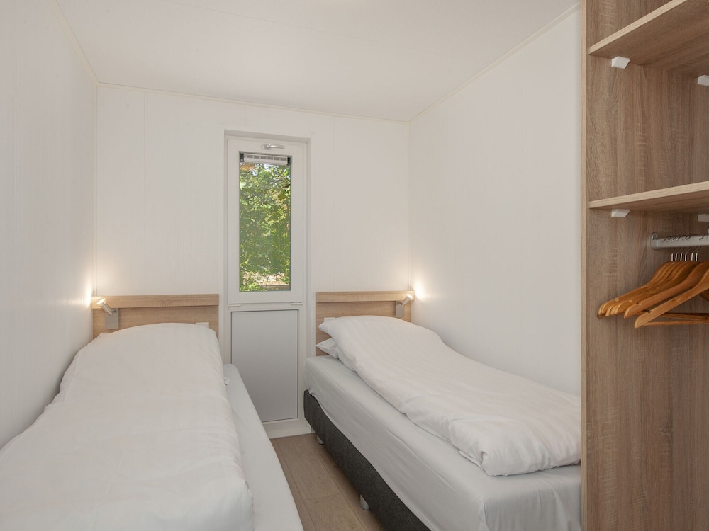 

Bologna - Eindhoven - Modern Lodge With Dishwasher, Near Helmond