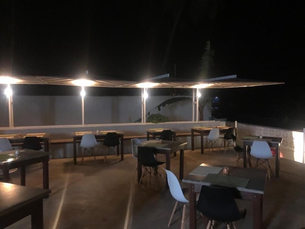 

Roma - São Tomé - Hotel Kriola