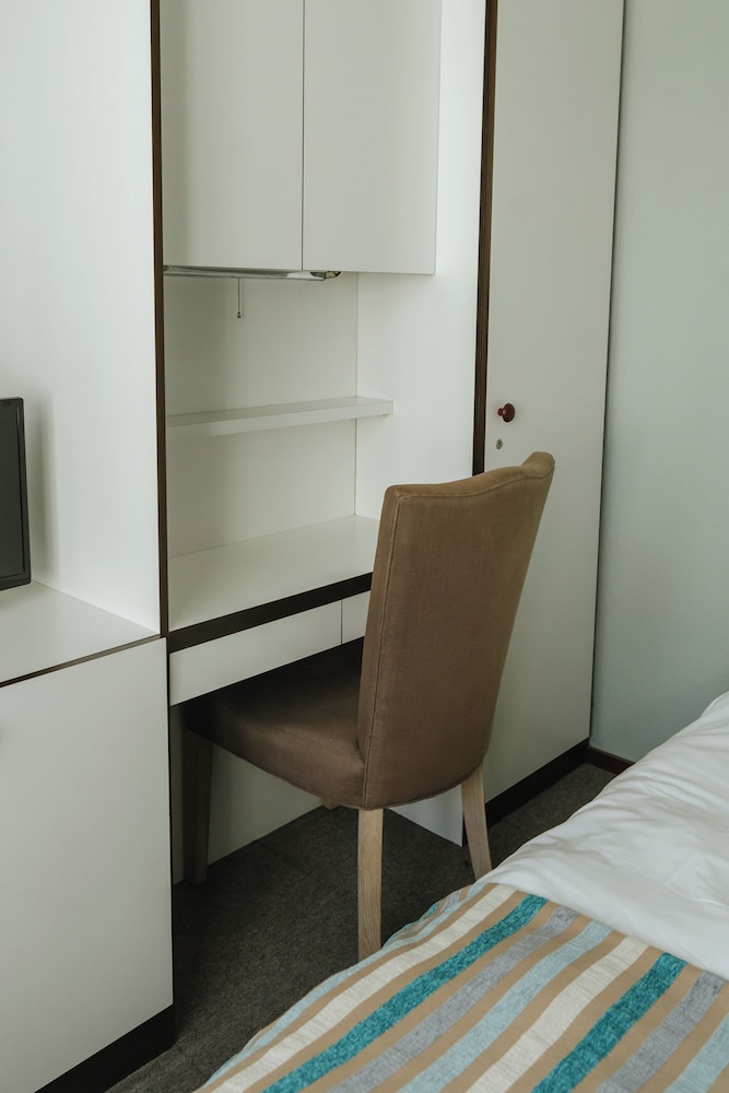 

Verona - Geel - Hotel Kempenrust
