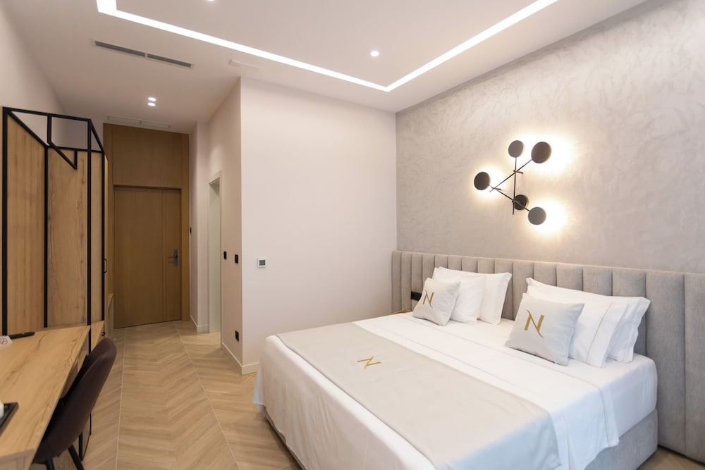 

Milano - Durrës - Nayel Hotel