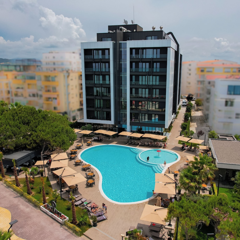 

Bari - Qerret - Supreme Hotel & Spa