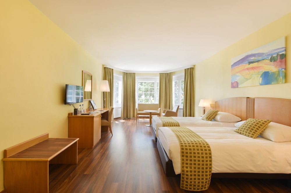 

Milano - Montreux - Hotel du Léman - Jongny