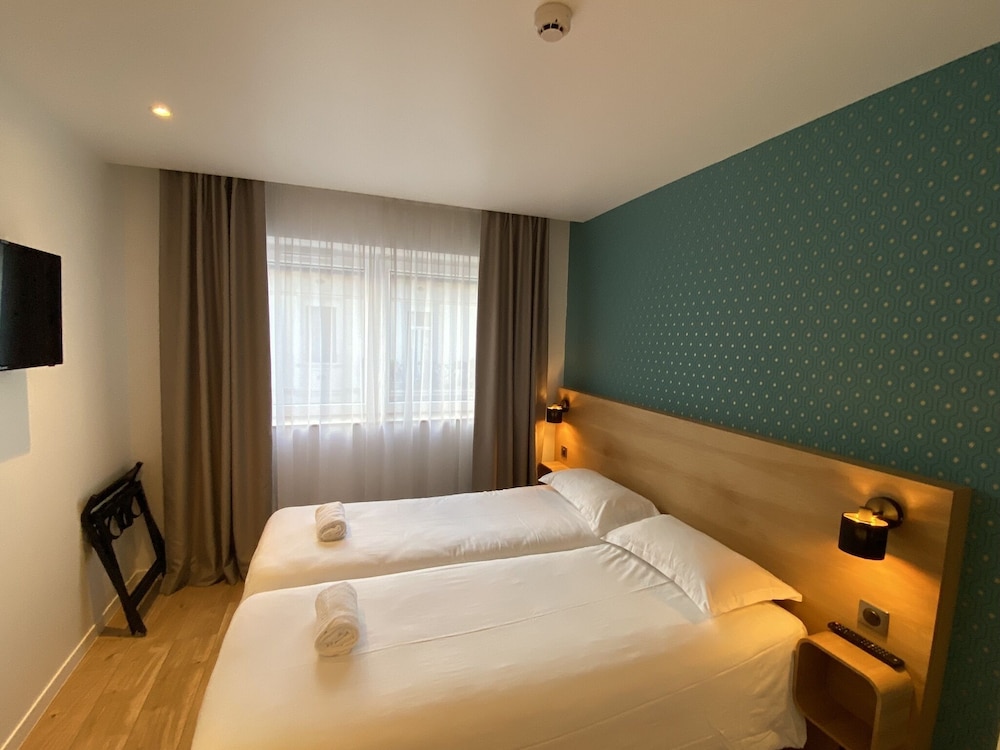 

Roma - Annemasse - Oskar Hotel