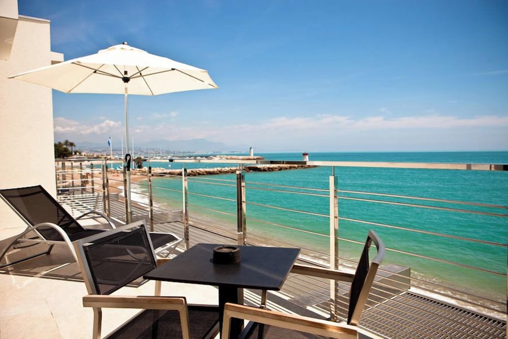 

Venezia - Vallauris - Villa Azur