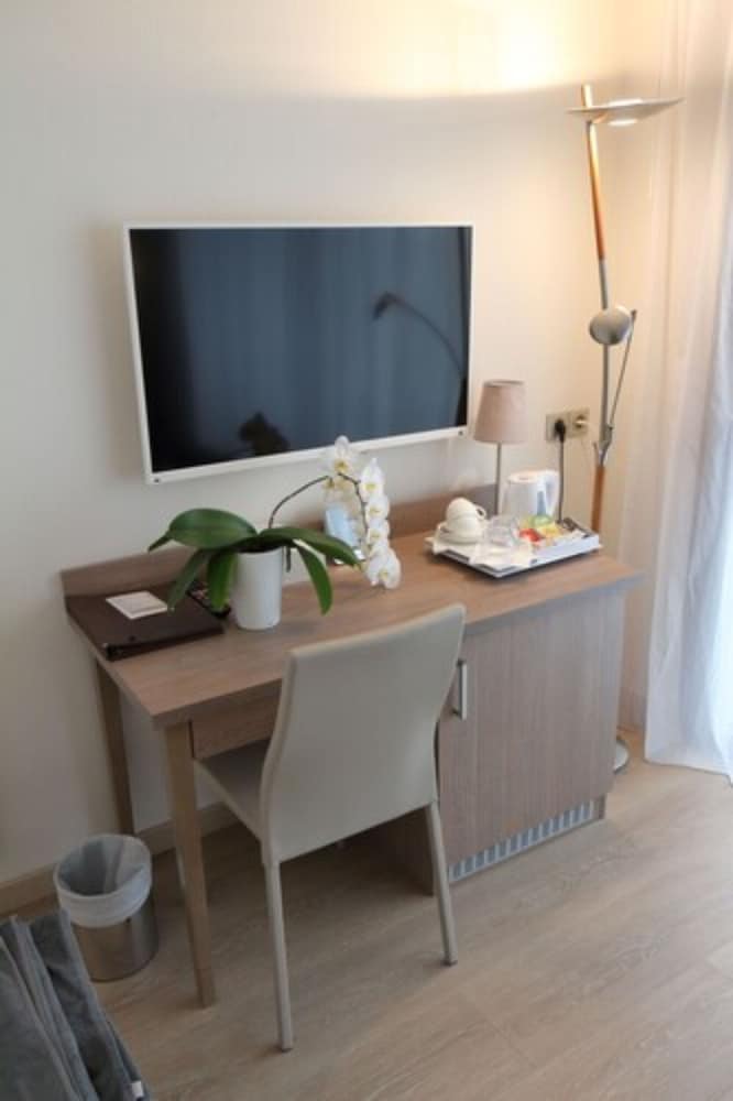 

Roma - Vallauris - Villa Azur